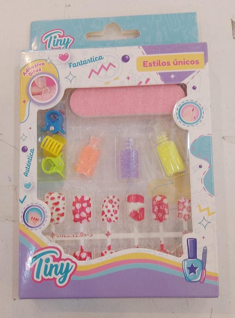 SET DE UÑAS TINY